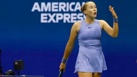 Mirra Andrejewa kommen bei ihrer Niederlage gegen Laura Siegemund die Tränen