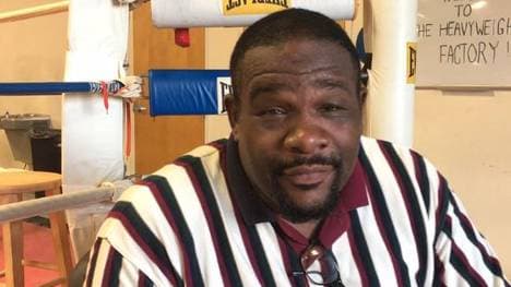 Riddick Bowe ist zweimaliger Schwergewichts-Weltmeister