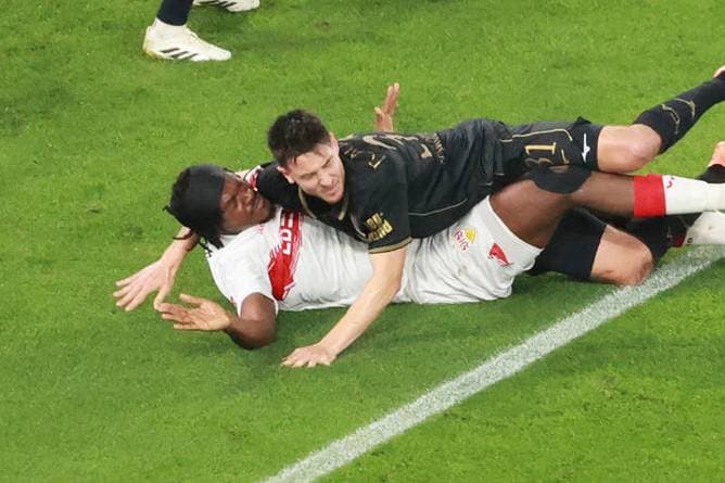 "Das ist Wahnsinn!" Schlotterbeck auf 180