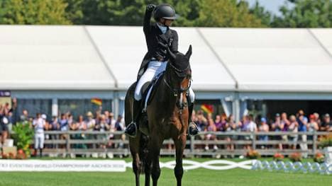 Jubelfaust für eine starke Performance: Julia Krajewski