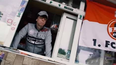 Peter Stöger spielt einen Kioskbesitzer in Köln