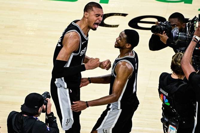 Paukenschlag in den NBA-Playoffs