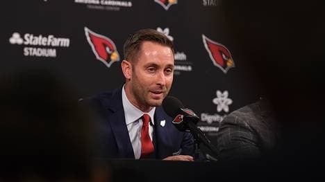 Kliff Kingsbury führt bei den Cardinals Handy-Pausen ein