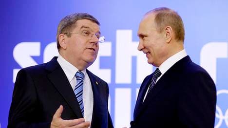 Putin Greets IOC Members In Sochi