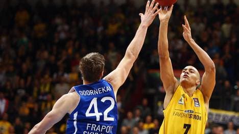 MHP Riesen Ludwigsburg v Fraport Skyliners - BBL