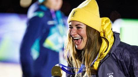 Rodlerin Julia Taubitz krönt sich mit einer Goldmedaille bei den olympischen Spielen 2026