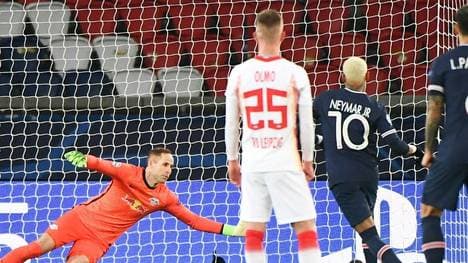 Neymar erzielt das Tor des Tages vom Punkt