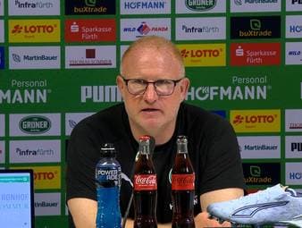 Nach dem Unentschieden im Frankenderby zwischen dem 1. FC Nürnberg und der SpVgg Greuther Fürth vergleicht Kleeblatt-Trainer Heiko Vogel das Spiel mit Bayern gegen PSG.