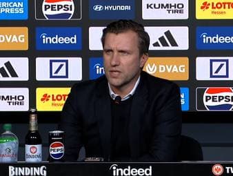 Eintracht Frankfurts Sportvorstand Markus Krösche erklärt auf dessen Antritts-Pressekonferenz die Verpflichtung von Albert Riera als neuen Trainer - und offenbart den Verlauf der Verhandlungen. 