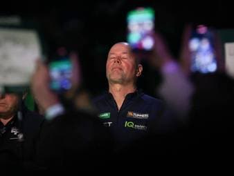 Van Barneveld offenbart große private Probleme