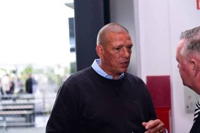 Ziege erklärt emotionale Rückkehr