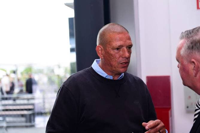 Ziege erklärt emotionale Rückkehr