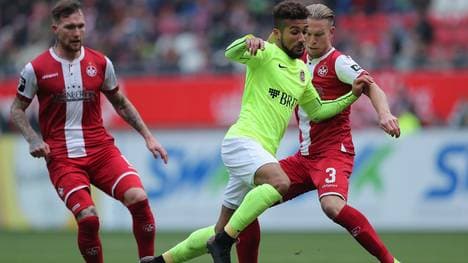1. FC Kaiserslautern v SV Wehen Wiesbaden - 3. Liga