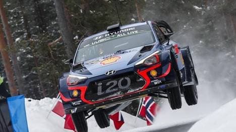 Thierry Neuville ist bei der Rallye Schweden weiterhin der Gejagte