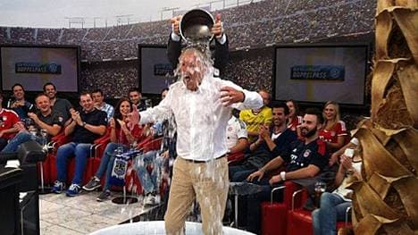 SPORT1-Moderator Jörg Wontorra nahm an der Ice Bucket Challenge teil
