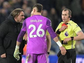 Rot nach Abpfiff! Farke rastet aus