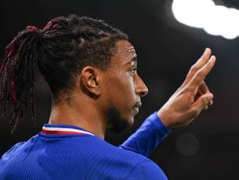 Frankreich siegt auch ohne Bayern-Stars