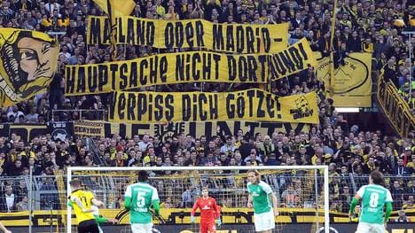 Banner gegen Mario Götze beim BVB