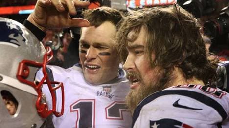 David Andrews (r.) war einer der letzten Weggefährten Tom Bradys bei den Patriots