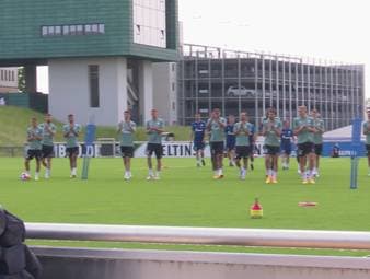 Der FC Schalke startet die Mission Wiederaufstieg. Trainer Dimitrios Grammozis und Rückkehrer Danny Latza geben sich zuversichtlich.