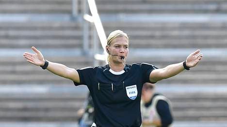 Bibiana Steinhaus pfiff in Berlin ihr erstes Bundesliga-Spiel