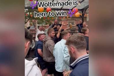 Engländer besingen Woltemade - und verhöhnen Bayern