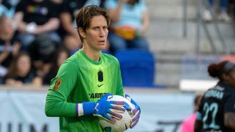 Ann-Katrin Berger verpasst beim FIFA-Meisterpokal die Chance auf eine satte Prämie 