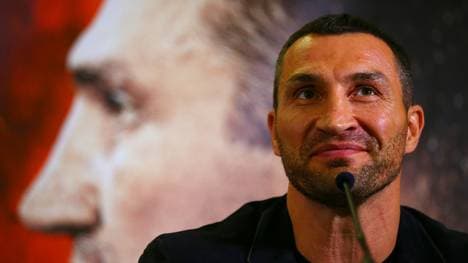 Tyson Fury & Wladimir Klitschko Head to Head Press Conference
