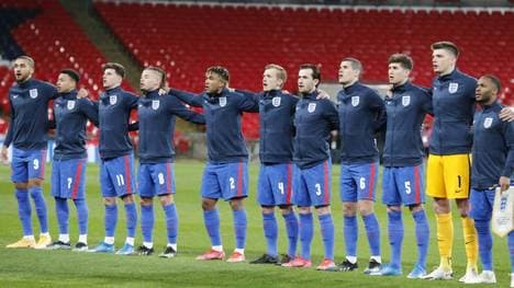 Das Spiel der Engländer in Albanien findet statt