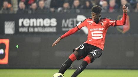 FBL-FRA-LIGUE1-RENNES-LYON