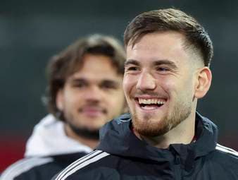 "Sein Schuss ist brutal": DFB-Torwart schwärmt von Karl