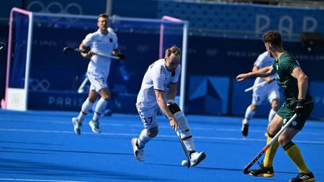 Nach einer Sperre zurück: Christopher Rühr (Mitte)