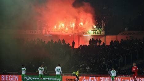 Hannover 96 v VfL Wolfsburg - Bundesliga