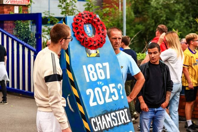 Krisen-Klub versinkt im Chaos