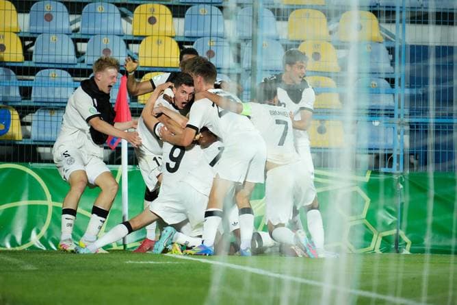 Unfassbarer Drama-Sieg! Deutsche U19 im EM-Halbfinale