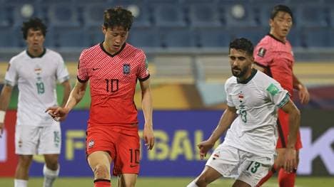 Jae-Sung Lee (l.) erzielte den ersten Treffer