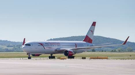 Hannover hat zum Start des Trainingslagers mit einer Flugzeugpanne zu kämpfen