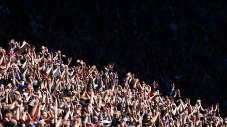 GLASGOW, SCOTLAND - MAY 12: Rangers fans watch the game in the brilliant sunshine during the Ladbrokes Scottish Premiership match between Rangers and Celtic at Ibrox Stadium on May 12, 2019 in Glasgow, Scotland. (Photo by Mark Runnacles/Getty Images)