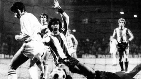 Gerd Müller traf in der Saison 1969/1970 in 16 Spielen in Serie