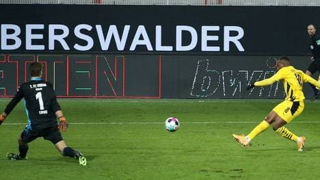 Youssoufa Moukoko jetzt jüngster Bundesliga-Torschütze