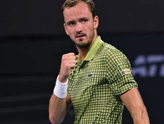 Medvedev triumphiert in Brisbane