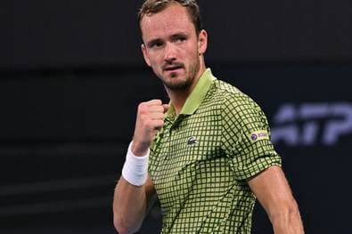 Medvedev triumphiert in Brisbane