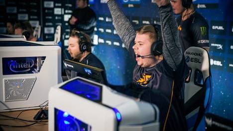 Der eSports füllt mit seinen Turnieren regelmäßig ganze Hallen