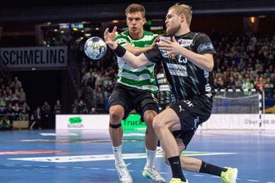 Füchse weiter makellos