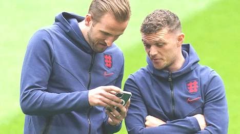 Kieran Trippier (r., mit Harry Kane) spielte vor seinem Wechsel nach Madrid für Tottenham Hotspur