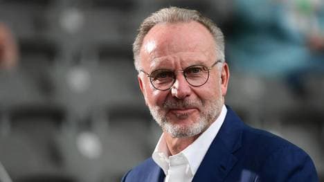 Karl-Heinz Rummenigge und die Bayern laden zu einer großen Fußball-Runde