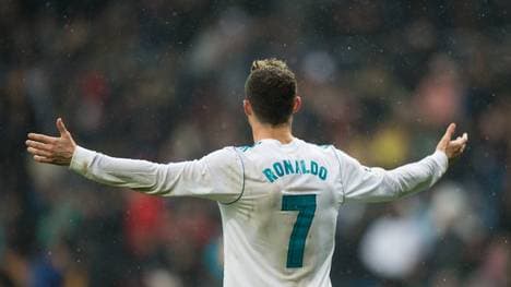 Real Madrid v Villarreal - La Liga