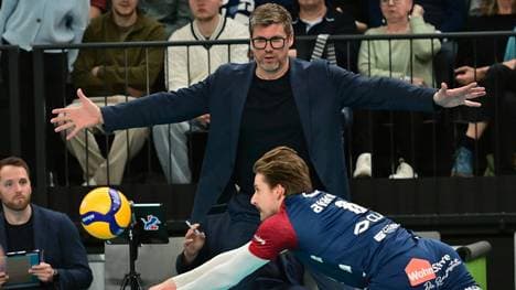 Stefan Hübner greift mit Lüneburg nach dem Triple