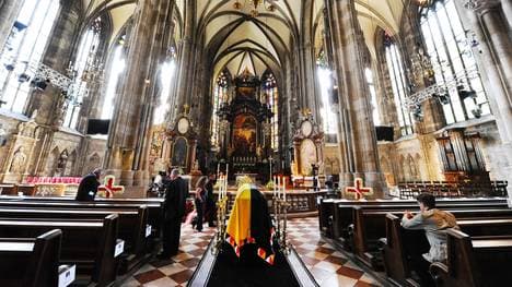Niki Lauda wird im Wiener Stephansdom öffentlich aufgebahrt