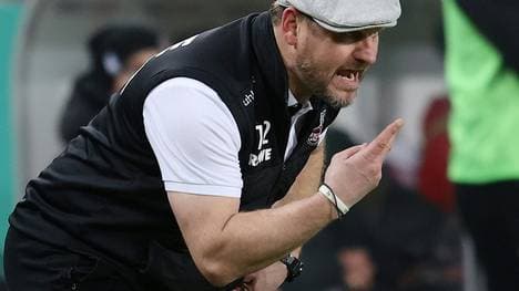 Auch im Wohnzimmer unter Strom: FC-Trainer Baumgart